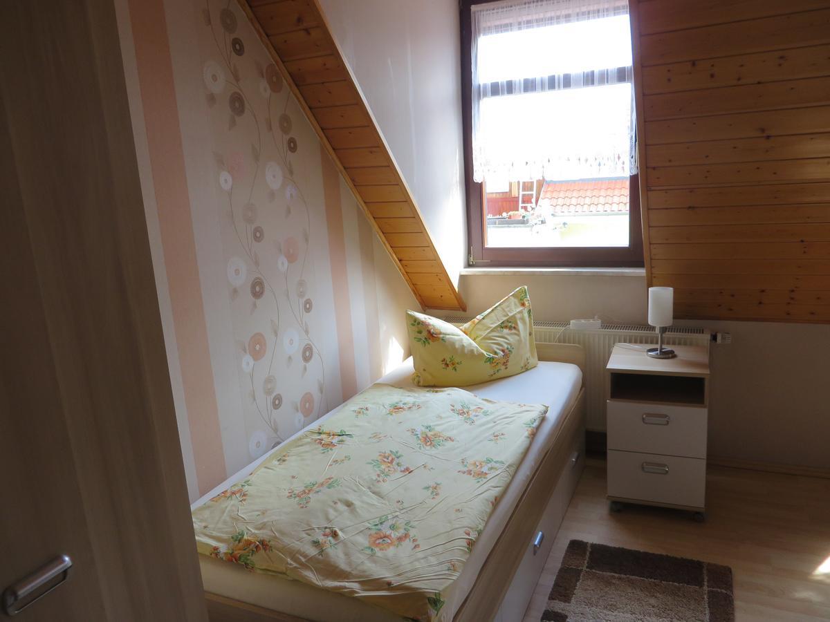 Pension Zur Quelle Bad Frankenhausen Exterior foto