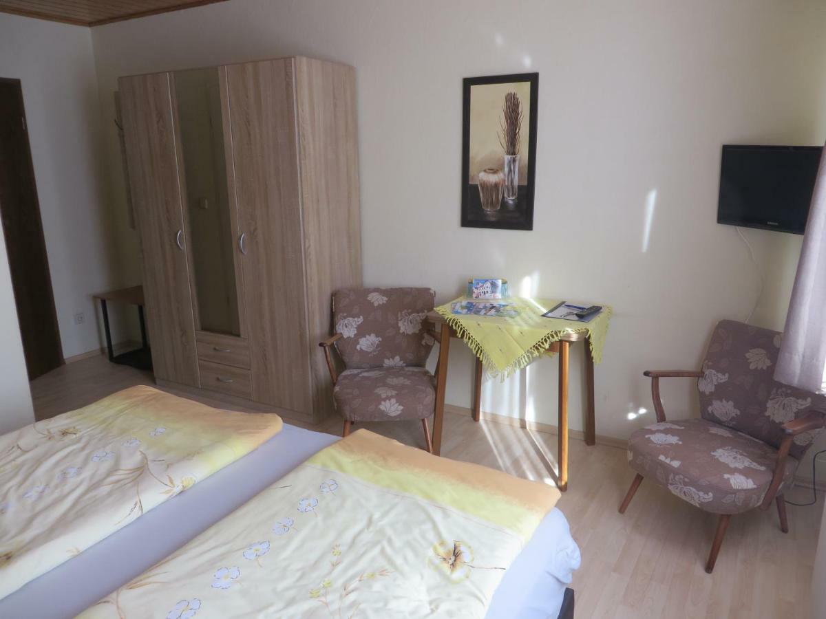 Pension Zur Quelle Bad Frankenhausen Exterior foto