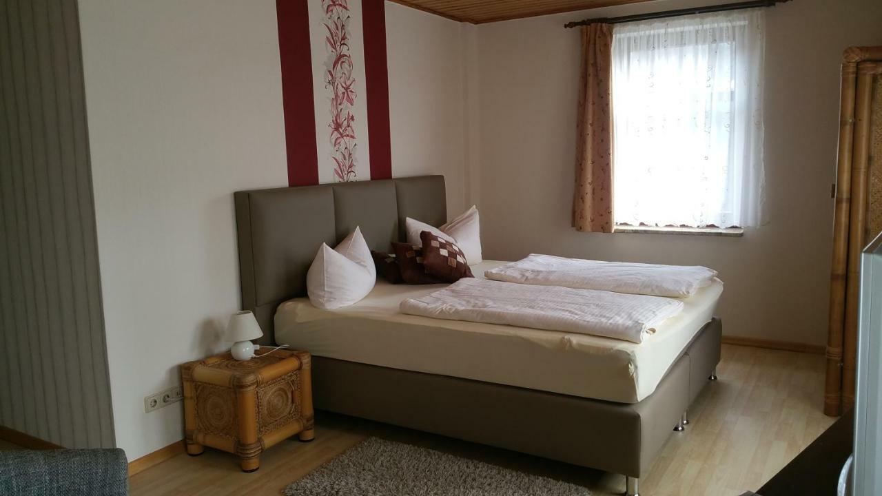 Pension Zur Quelle Bad Frankenhausen Exterior foto
